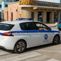 Brutalna likvidacija u Atini: Motociklista ispalio osam metaka u čoveka u BMW-u