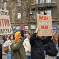 Studenti u Beogradu blokirali saobraćaj na 15 minuta (foto)