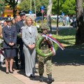 Sandra Božić pložila venac na spomenik vojvodi Stevanu Šupljikcu u Pančevu