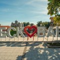 Leskovački mališani tražili dino-park i menzu od gradonačelnika, a evo šta su mu poklonili