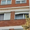 Pretukla majku nasmrt, umotala je u ćebe i bacila Toliko je udarala nesrećnu ženu da su joj otpadali kosa i koža