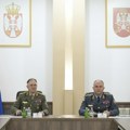 Mojsilović sa komandantima kopnenih jedinica o bezbednosti u zemlji i okruženju