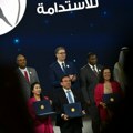 Vučić iz Abu Dabija: Dolazi AI revolucija, svi ulažu mnogo novca VIDEO