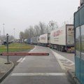 U podne počela blokada teretnih terminala na izlazima iz zemlje