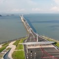 Kinesko inženjersko čudo od 6,7 milijardi dolara: Podvodni tunel čuvaju roboti, a drži 10 svetskih rekorda