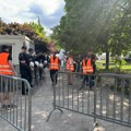 „Niste pozvani”