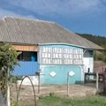 Kuća sa nameštajem, bunarom i baštom u Ukrajini prodaje se za 3.500 dolara