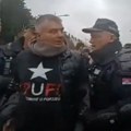 VIDEO: Uhapšeni članovi PUF-a tokom Vučićevog skupa u Zrenjaninu