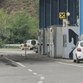 Iz automobila srpskog državljanina zaplenjeno 900 kutija plazma keksa na magistralnom putu Stublina – Gnjilane