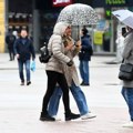 Данас у Србији свежије, у централним и јужним крајевима обилнија киша
