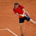 Medvedev stotom pobedom na masters turnirima zakazao duel u Rimu protiv Međedovića