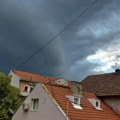 Haos u Vojvodini, potop u Beogradu, grad veličine oraha u okolini Šapca, oluja ide ka istoku /video/
