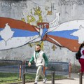 Srbin za nošenje majice "Ne damo vam zemlju cara Dušana" kažnjen sa 3.000 evra