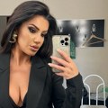 "Najveća želja mi je da uradim bele zube, ali mi Bog nije dao": Pevačica otkrila sa kakvim se problemom suočava: "Morala bih…