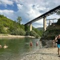 Dženanin iz Nemačke svake godine dolazi na reku Lim: Prijepolje ima svoje more, ovo je pravi dragulj prirode