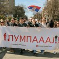 Studenti iz Novog Pazara krenuli peške do Novog Sada: Građani ih ispratili aplauzom