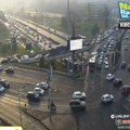 Zagužvalo se na auto-putu ispod Autokomande: Kolone u Nemanjinoj u smeru ka Savskom trgu, na Brankovom i Gazeli sve teče, na…