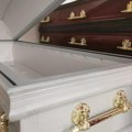 Odlaze na onaj svet kao faraoni: Sanduk sarkofag od 3.000 evra našao kupca