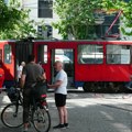 GSP: Izletanje tramvaja na uglu Cara Dušana i Knićaninove isključivo greška vozača