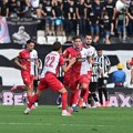 Vojvodina pobedila Partizan i ostavila ga na dnu: Spektakularan derbi Superlige u Humskoj