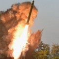 Severna Koreja ispalila više od 200 raketa, Južna Koreja evakuiše ljude