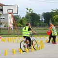 U Slatini održano okružno takmičenje “Šta znaš o saobraćaju“, evo ko su najbolji