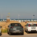 Mesta u Grčkoj gde najviše obijaju automobile: Lopovi imaju nove metode: Ako primetite ovo na vozilu ili pored, policiju…