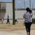 Vrhovni sud SAD ukinuo zabranu deportacije migranata u treće zemlje