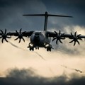 Dramatično: Kinezi laserima napali nemački avion!
