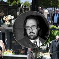 Tuga na Novom groblju: 4. godina od smrti Vidoja Ristovića: Njegov otac u crnini stigao na sinov grob, od žene ni traga ni…