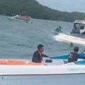Tragedija na rajskom ostrvu: Prevrnuo se turistički brod, najmanje 15 mrtvih, putnici ostali zarobljeni u plovilu (foto/video)