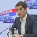 Ана Брнабић од јутрос посећује штандове СНС у Београду