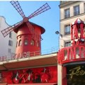 Dramatično u Parizu: Pala krila poznate vetrenjače na vrhu Mulen Ruža