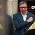 Vučić na putu za Hilandar: Čestitam Badnji dan našem narodu i želim mu najbolju moguću godinu