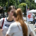 Profesori će 7 dana blokirati raskrsnicu ispred Vlade, a onda sledi radikalizacija protesta: “Poniženi smo, sad nema…