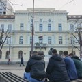 Prvak u gimnaziji u Srbiji ima 15 predmeta, spava u proseku 6 do sedam sati! Majka opisala realnost naše dece