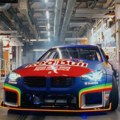 VIDEO: BMW M2 drift kroz BMW fabriku u Minhenu