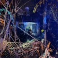 Vatra "progutala" kuću u luksuznom delu Beograda: Prve slike velikog požara, evakuisane dve osobe (Foto)