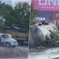 (Uznemirujući video) Horor na pruzi! Voz razneo cisternu sa septičkim otpadom, galoni fekalija leteli na sve strane, vozač…