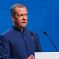 Medvedev upozorio Jermeniju: raskid veza sa Rusijom nosi teške posledice