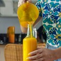 Najbolji letnji napitak je "čudo" za organizam: Smućkajte ga kod kuće i nadoknadite manjak elektrolita