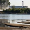 Dunav sve plići, Mađarska isključuje nuklearnu elektranu, u Srbiji najniži vodostaj u pola veka