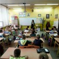 Počinje nova školska godina: U školske klupe seda 770.000 učenika širom Srbije, više od 62.500 prvaka