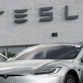 Tesla povlači sa tržišta 16.000 vozila zbog problema sa sigurnosnim pojasevima