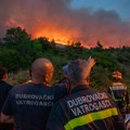 Borbe sa požarom kod Dubrovnika i dalje traju: Vatra se proširila na BiH, na terenu više od 100 vatrogasaca VIDEO