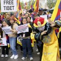 Skup Tibetanaca u Parizu protiv posete predsednika Kine