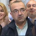 Društvene mreže: Da li je Perić iz Ruske stranke, koji je podržao SNS u Nišu, nečim ucenjen?