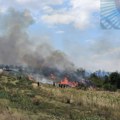 U Kaštavaru i atarima Dušanova, Podrimca, Međe, Donjeg Brijanja, Pečenjevca i dalje požar