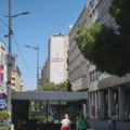 Stručnjaci Zavoda za zaštitu prirode nahranili jedan broj ptića belih čiopa zarobljenih iza bilborda na Palati Albanija