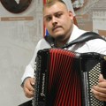 Prva nagrada Željku Jevremoviću: Završen takmičarski deo Festivala „Zlatne harmonike Kraljeva“